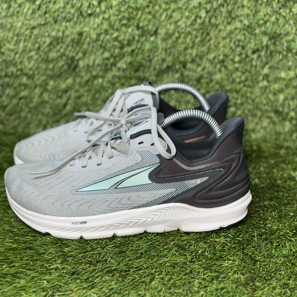 Altra Torin 6 Womens Size 8.5 w Gray Green Sneakers AL0A7R78220 Running